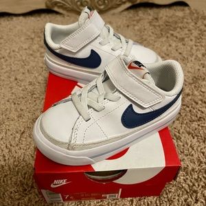 Nike- Toddler shoes, size 7c